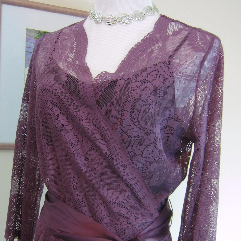 Raspberry Lace Wrap Blouse, Satin Belt  Sz L - Picture 2 of 11